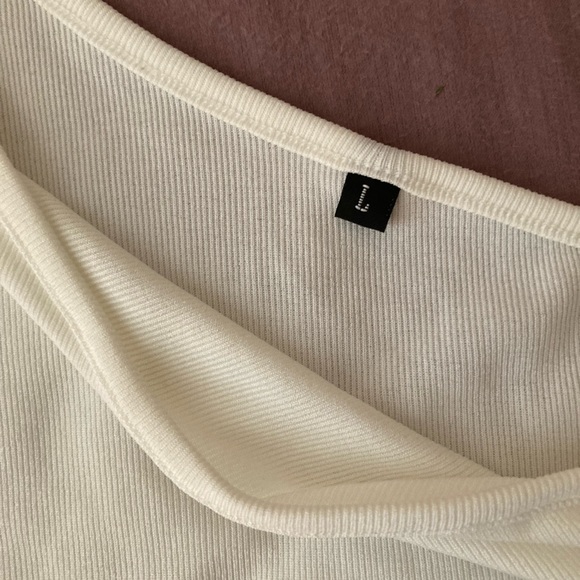 Shein White Ribbed One Sleeve Crop Top - Picture 4 of 4